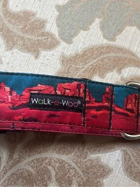 Walk-e-Woo Rockin' Red Rocks Collar